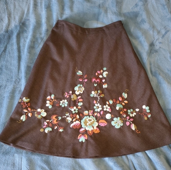 Oilily Dresses & Skirts - Oilily Brown Wool Floral Embroidered Skirt Small/4